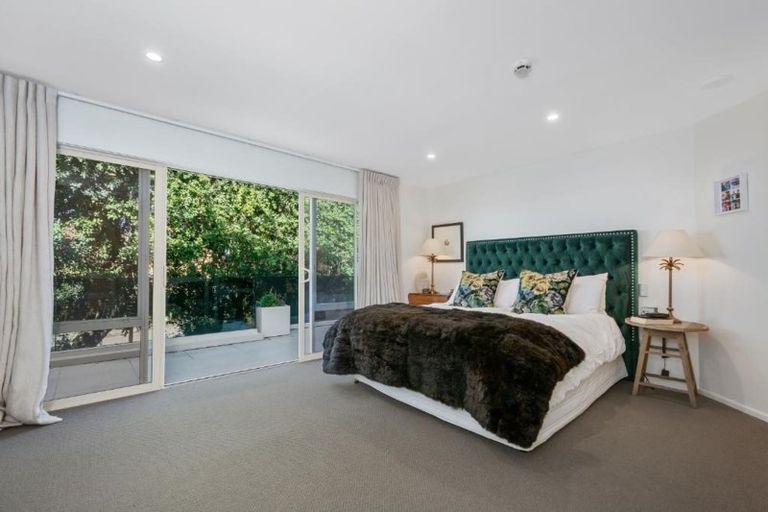 Photo of property in 189 Marine Parade, Mount Maunganui, 3116