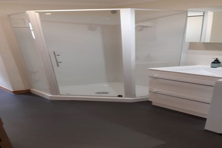 Photo of property in 78 Townsend Road, Miramar, Wellington, 6022