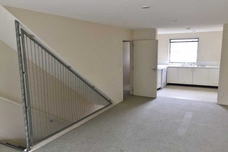 Photo of property in 8/86 Brockworth Place, Riccarton, Christchurch, 8011