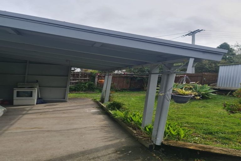 Photo of property in 17 Windy Ridge Road, Glenfield, Auckland, 0629