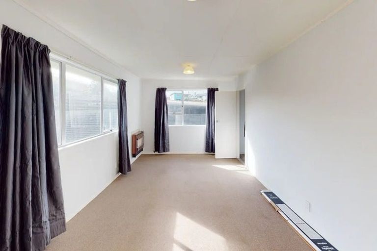 Photo of property in 90a Karaka Street, Castlecliff, Whanganui, 4501