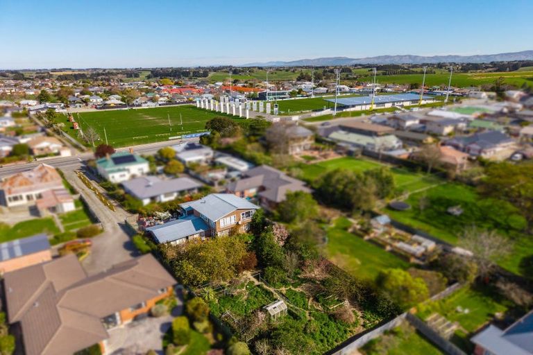 Photo of property in 327 Church Street, West End, Timaru, 7910