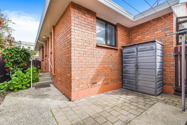 Photo of property in 18 Albert Street, Saint Clair, Dunedin, 9012