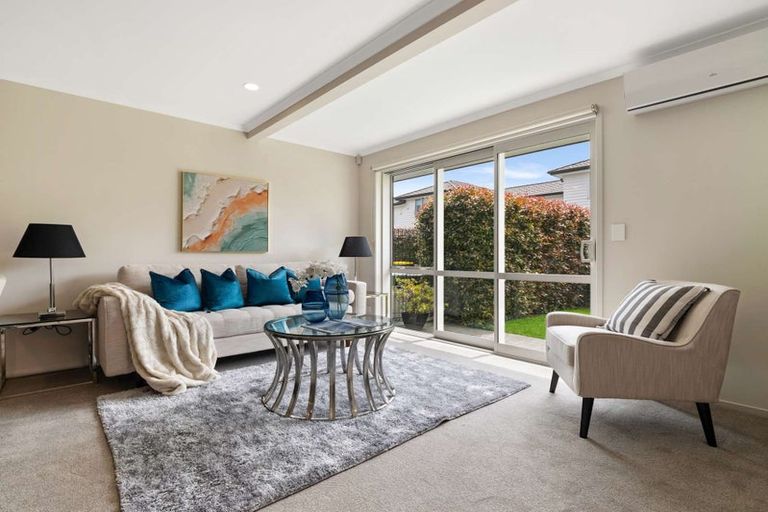 Photo of property in 18 Akeake Lane, Manurewa, Auckland, 2102