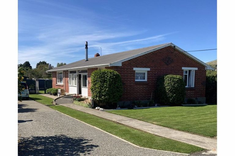 Photo of property in 72 High Street, Waimate, 7924