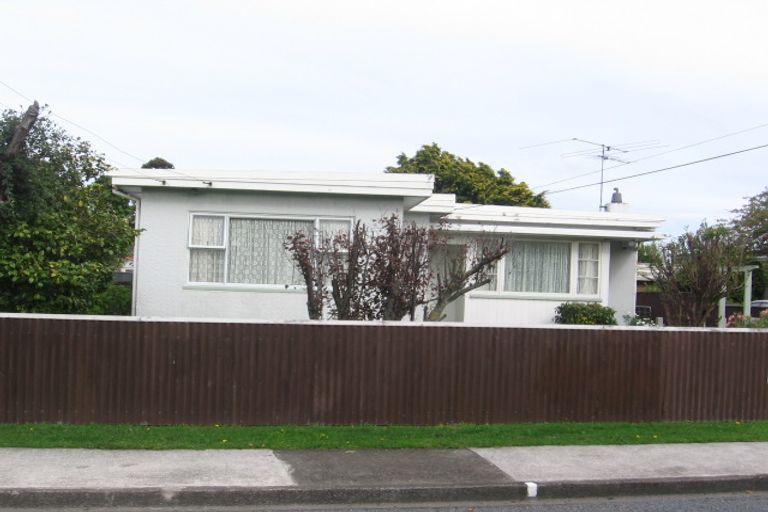 Photo of property in 33 Brasell Street, Fairfield, Lower Hutt, 5011