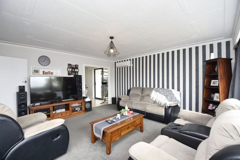Photo of property in 9 Manapouri Street, Strathern, Invercargill, 9812