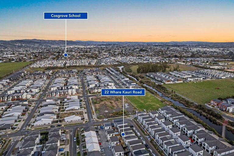 Photo of property in 22 Whare Kauri Road, Papakura, 2110
