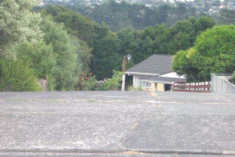 Photo of property in 26 Seaview Road, Glenfield, Auckland, 0629