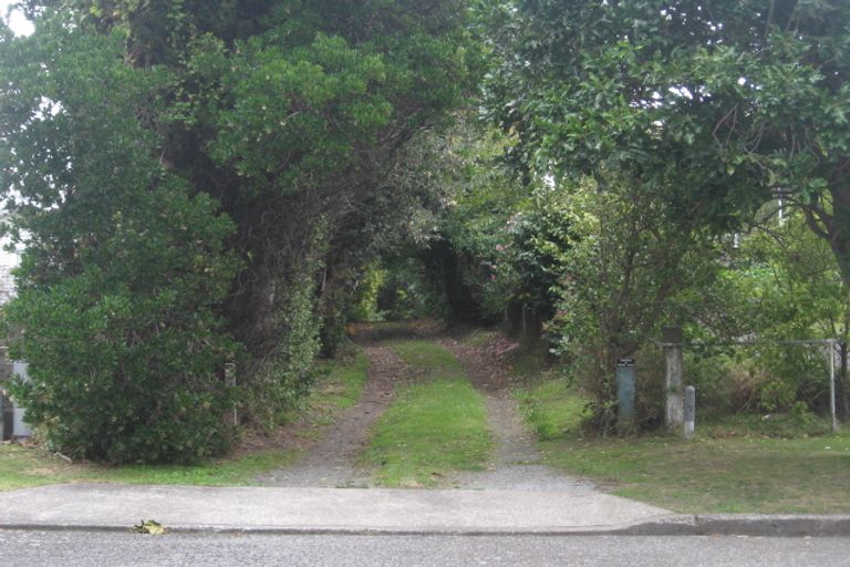 Photo of property in 14 Newry Road, Raumati Beach, Paraparaumu, 5032