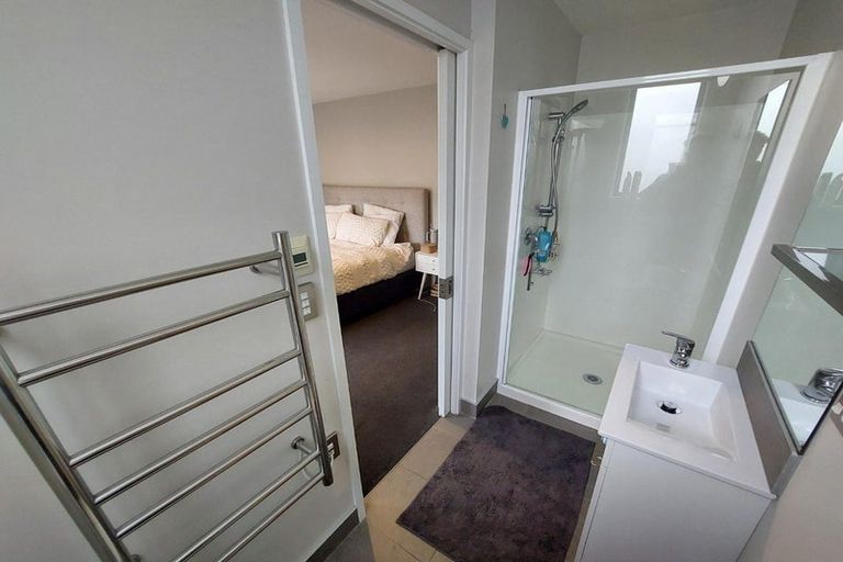 Photo of property in 26 Linden Grove Avenue, Hillmorton, Christchurch, 8024