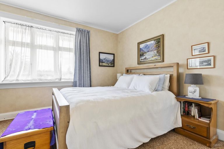 Photo of property in 26 Jollie Street, Geraldine, 7930