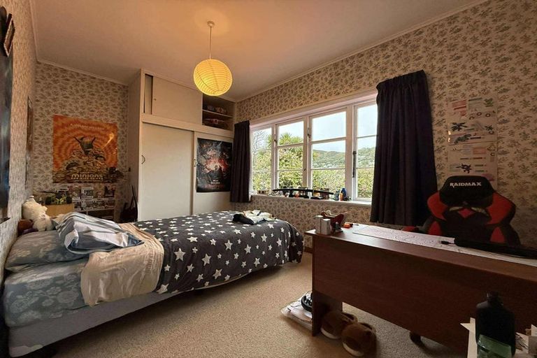 Photo of property in 84 Sunshine Avenue, Karori, Wellington, 6012