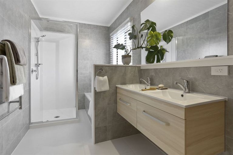 Photo of property in 4/8 Wood Street, Papakura, 2110