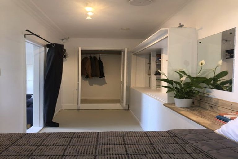 Photo of property in 113 Duncan Terrace, Kilbirnie, Wellington, 6022