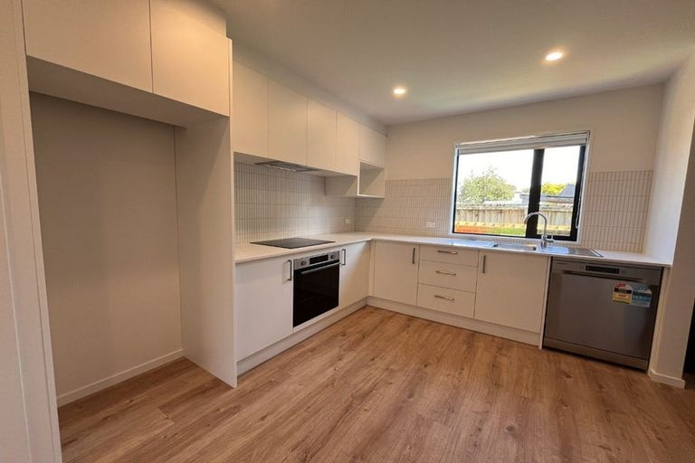 Photo of property in 7/107 Smith Street, Woolston, 8062