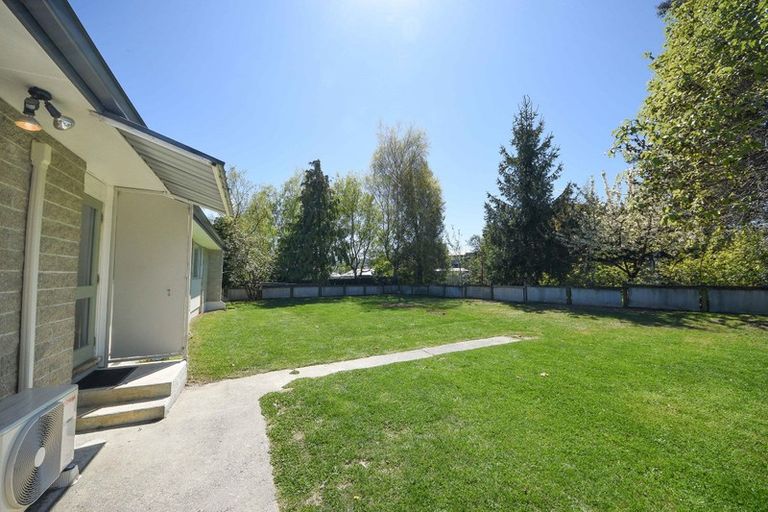 Photo of property in 24 Kowhai Drive, Wanaka, 9305