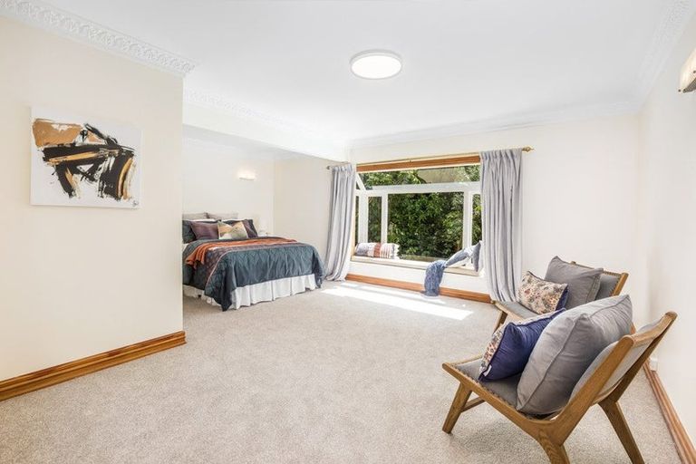 Photo of property in 102a Miromiro Road, Normandale, Lower Hutt, 5010