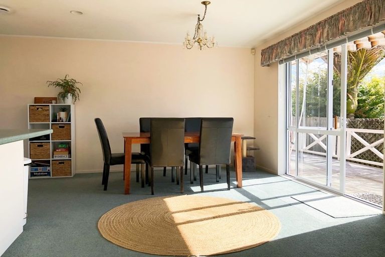 Photo of property in 20 Harvest Drive, Henderson, Auckland, 0612