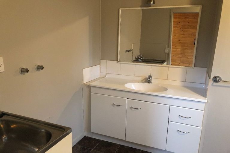 Photo of property in 34 Hyde Avenue, Richmond Heights, Taupo, 3330