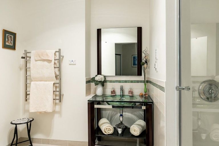 Photo of property in 8 Marina View, Waikawa, Picton, 7281