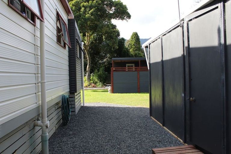 Photo of property in 479 Albert Street, Coromandel, 3506