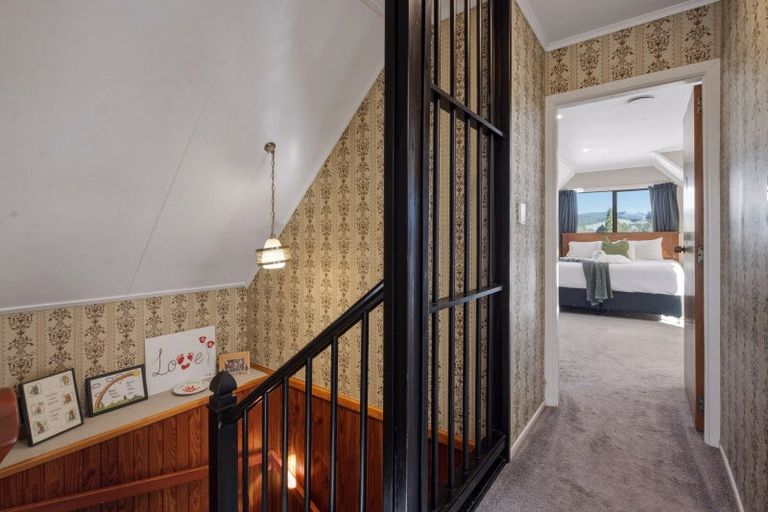 Photo of property in 17 Mountain Road, Western Heights, Rotorua, 3015
