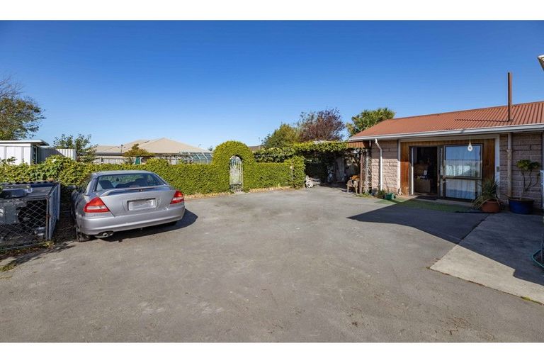 Photo of property in 40 East Belt, Rangiora, 7400