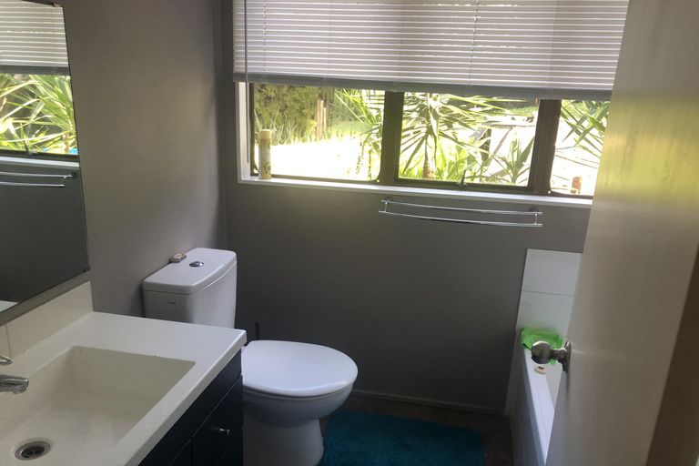 Photo of property in 104 School Road, Paihia, 0200