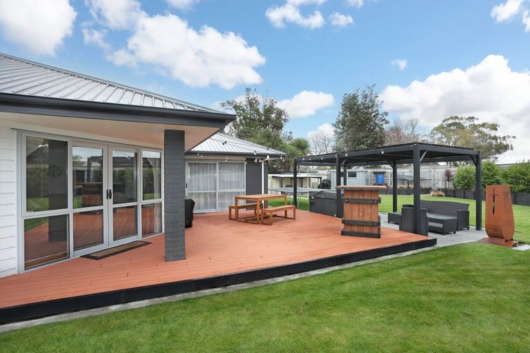 Photo of property in 3 Guthrie Court, Bulls, 4818