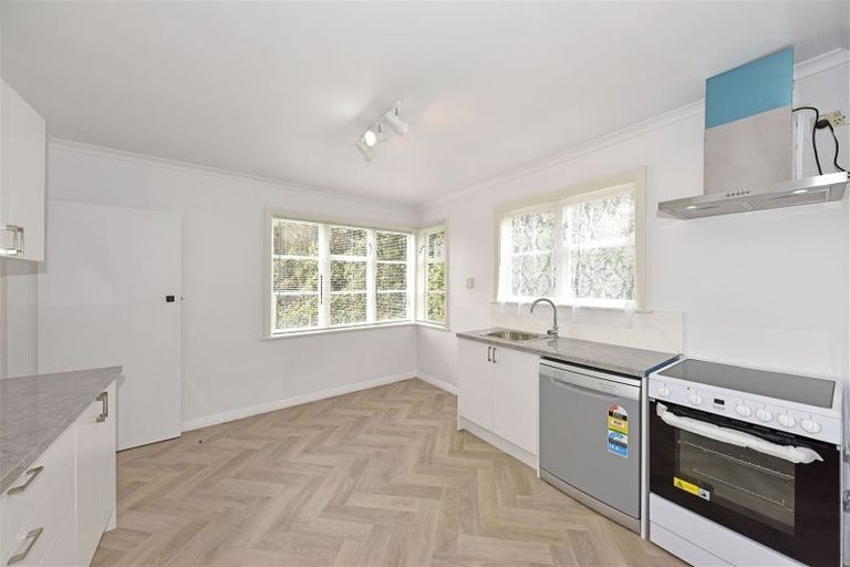 Photo of property in 9 Lyall Place, Bryndwr, Christchurch, 8053