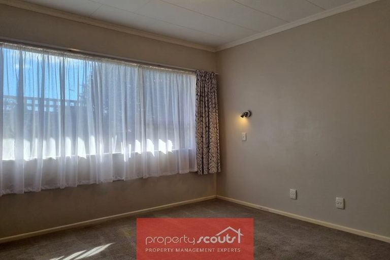 Photo of property in 113 Tukapa Street, Westown, New Plymouth, 4310