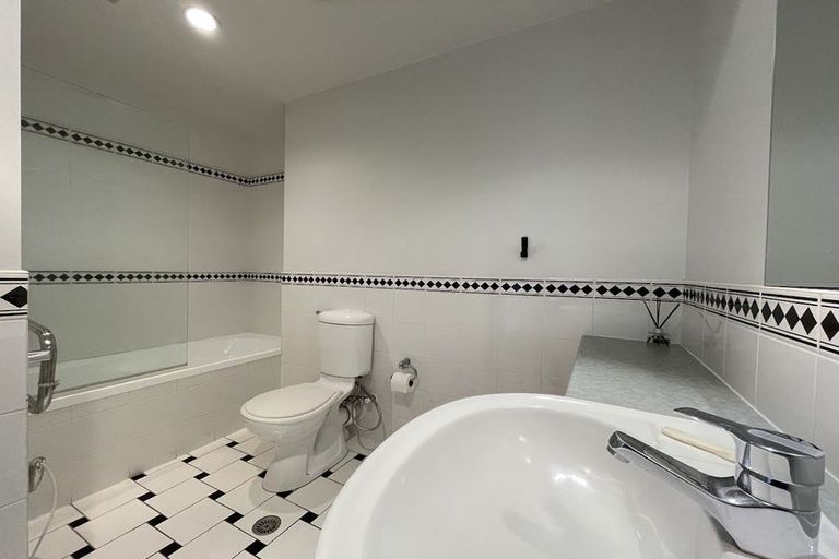 Photo of property in Atlas House, 4/22 Ghuznee Street, Te Aro, Wellington, 6011