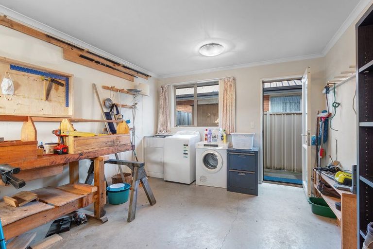 Photo of property in 6b Reid Avenue, Mosgiel, 9024