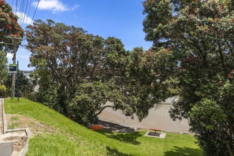 Photo of property in 13 Aramoana Avenue, Devonport, Auckland, 0624