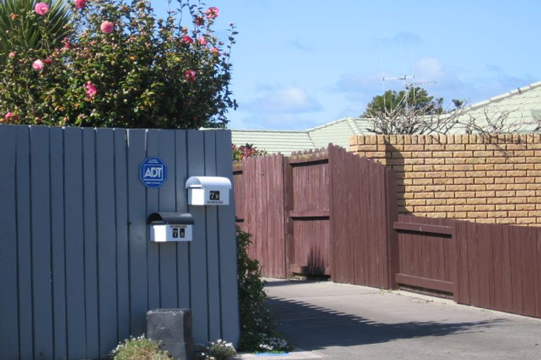 Photo of property in 7b Jasmine Place, Mount Maunganui, 3116