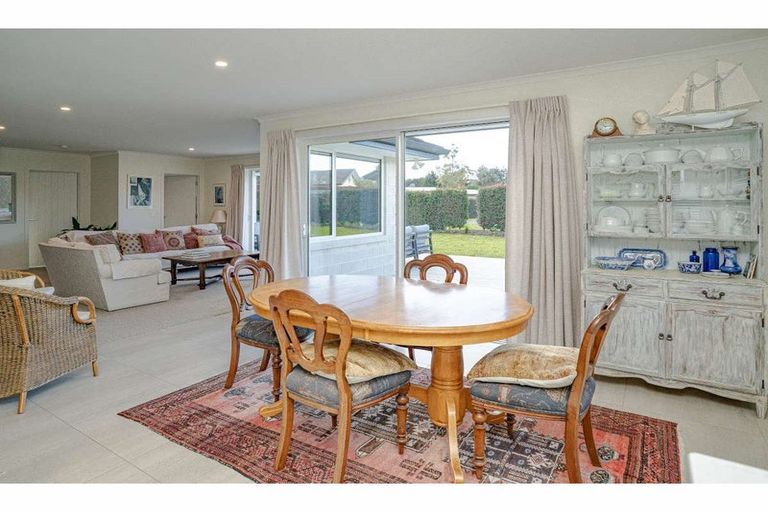 Photo of property in 43 Sarawak Drive, Kerikeri, 0230