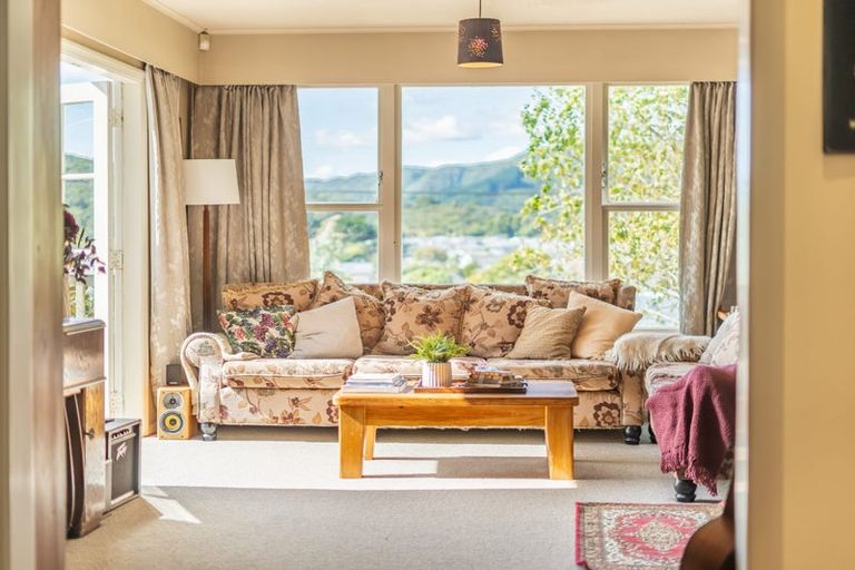 Photo of property in 121 Wainuiomata Road, Wainuiomata, Lower Hutt, 5014