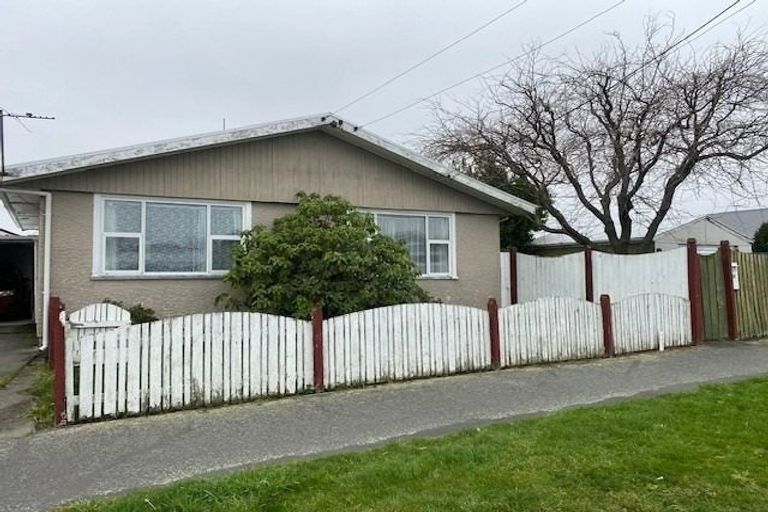 Photo of property in 90 Mountfort Street, Spreydon, Christchurch, 8024