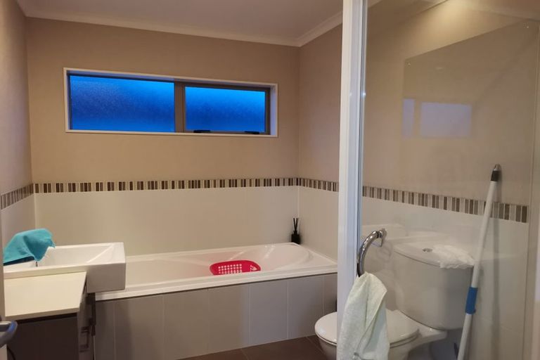 Photo of property in 64 Anchorage Drive, Karaka, Papakura, 2113