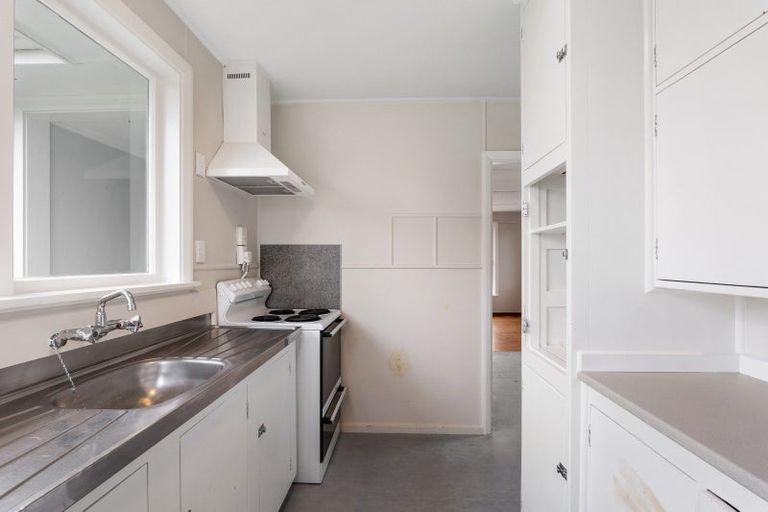 Photo of property in 33 Eureka Street, Aranui, Christchurch, 8061