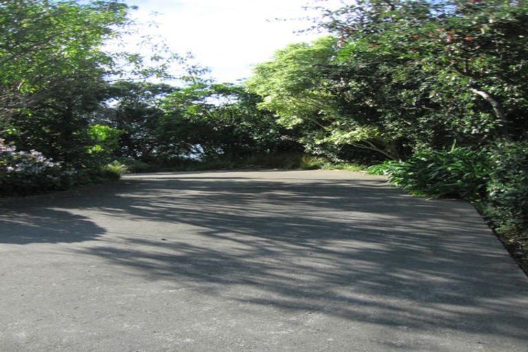 Photo of property in 17 Glenville Road, Karaka Bays, Wellington, 6022