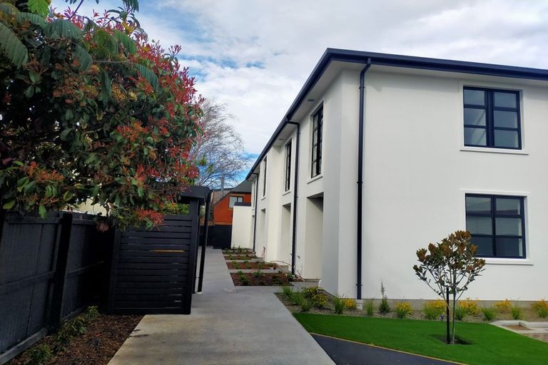 Photo of property in 16 Fairfield Avenue, Addington, Christchurch, 8024