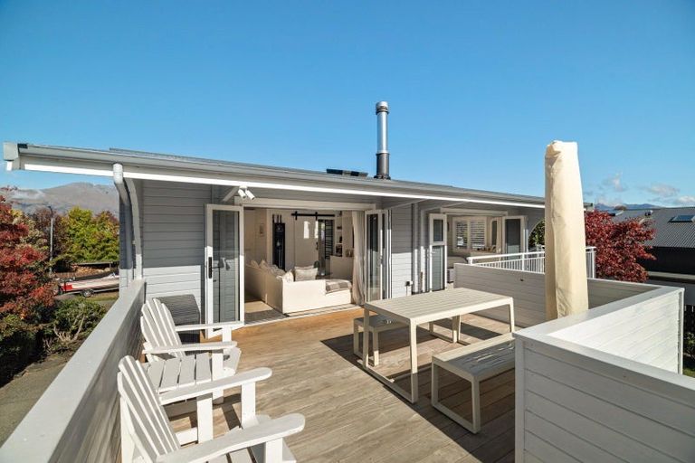 Photo of property in 13 Argyle Place, Arrowtown, 9302