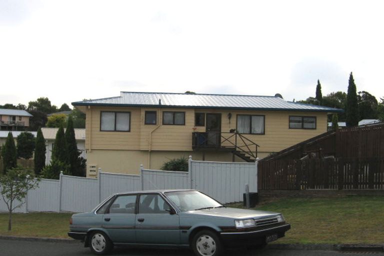 Photo of property in 4 Mona Vale, West Harbour, Auckland, 0618