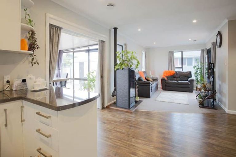 Photo of property in 4 Endeavour Street, North New Brighton, Christchurch, 8083