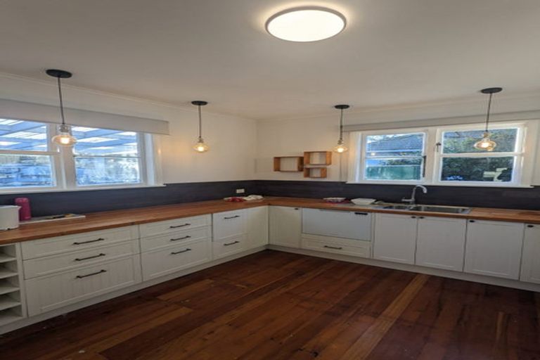 Photo of property in 19 Henry Street, Ebdentown, Upper Hutt, 5018