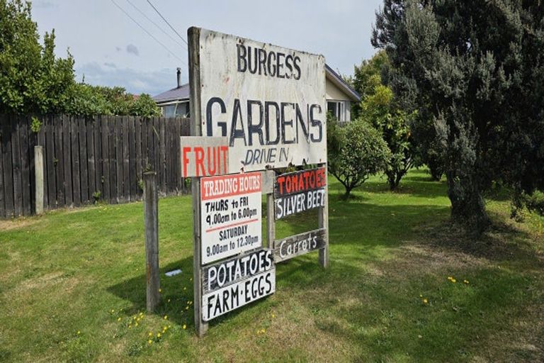 Photo of property in 87 Robertson Street, Upper Charlton, Gore, 9710