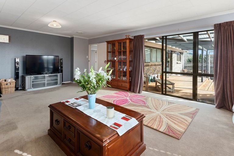 Photo of property in 44 Pegasus Drive, Sunnybrook, Rotorua, 3015