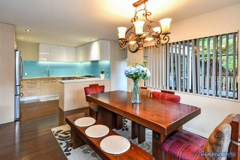 Photo of property in 25a Elias Court, The Gardens, Auckland, 2105